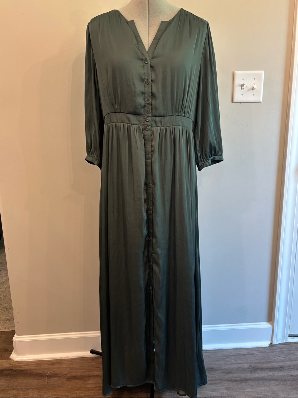See You Soon Olive Green Maxi Dress Button Front V Neck Long Sleeve Boho 0254